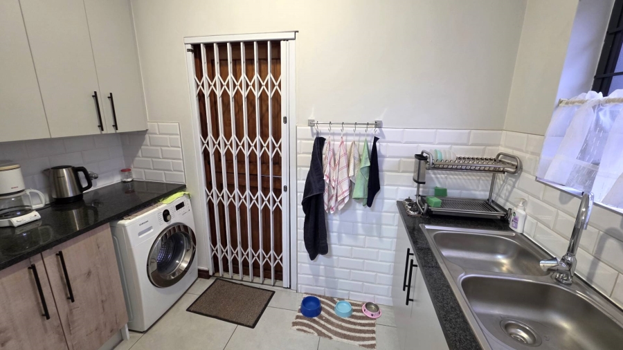 3 Bedroom Property for Sale in Melodie North West